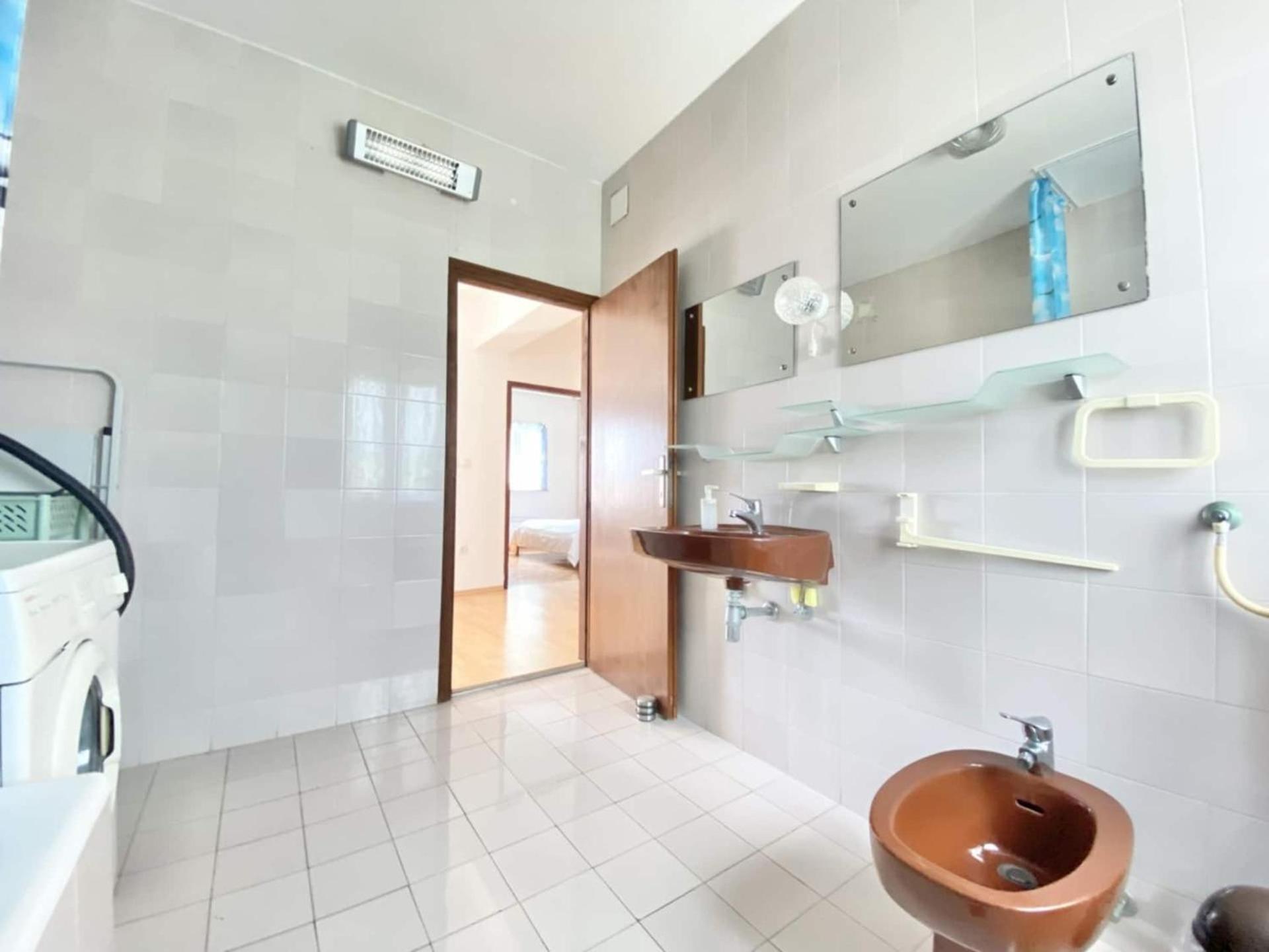 Family Apartments Viva Close To The Beach Krk Town Exterior photo